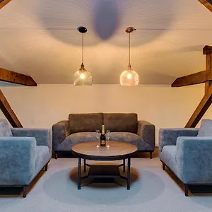 Apart Otel Upstairs Boutique