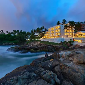 https://rockholm-at-the-light-house-beach.kerala-hotels.net